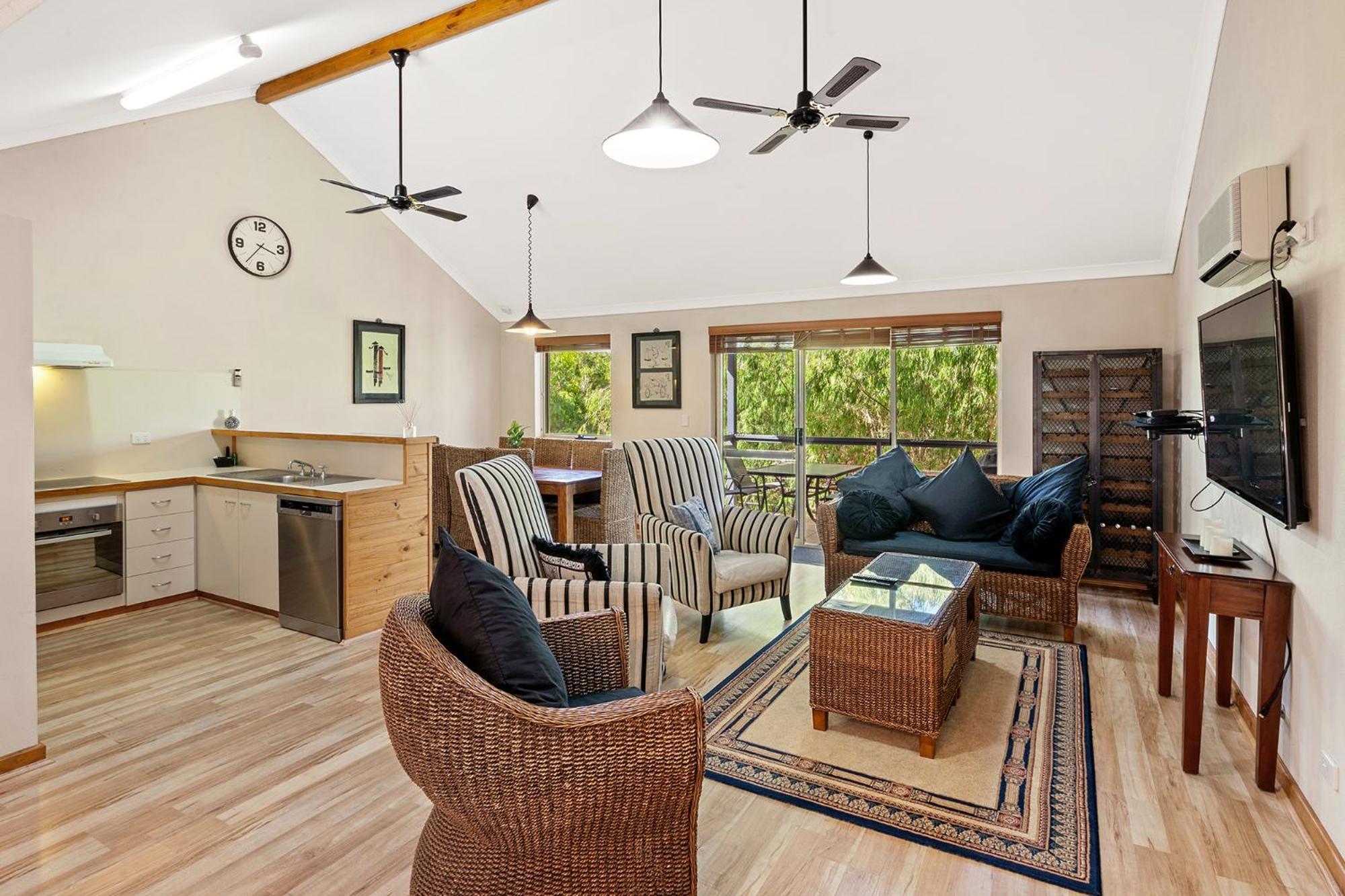 Bay Village Resort Dunsborough Extérieur photo